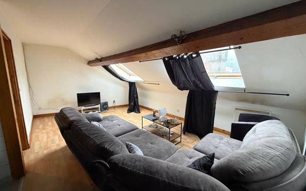 Immeuble à vendre    15 pièces • 280 m2 Saint-Dié-des-Vosges