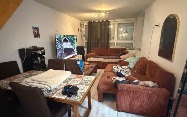 Immeuble à vendre    15 pièces • 280 m2 Saint-Dié-des-Vosges