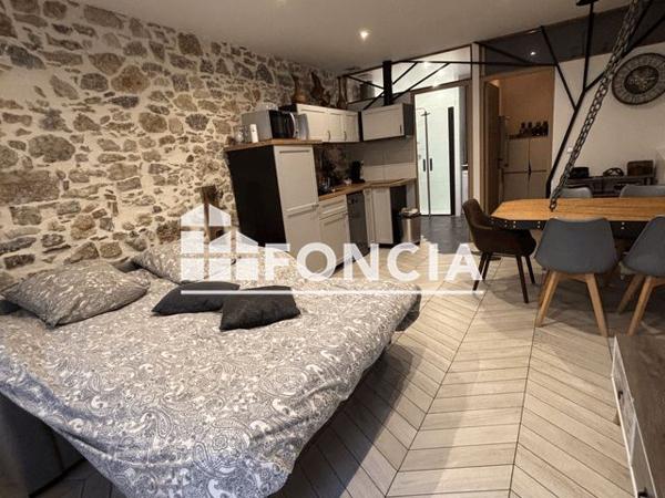 À vendre Studio 30.25 m² - Hyères 83400