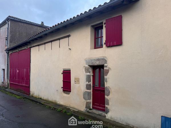 Maison de ville 78 m² à Mauléon 79700