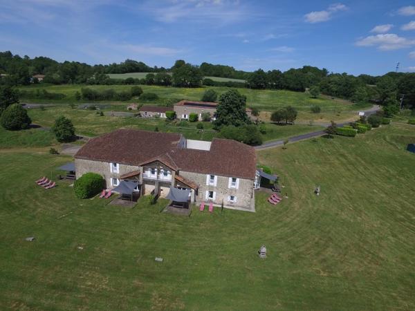 Fonds de commerce Availles Limouzine 34 pièce(s) 1270 m2 Availles limouzine