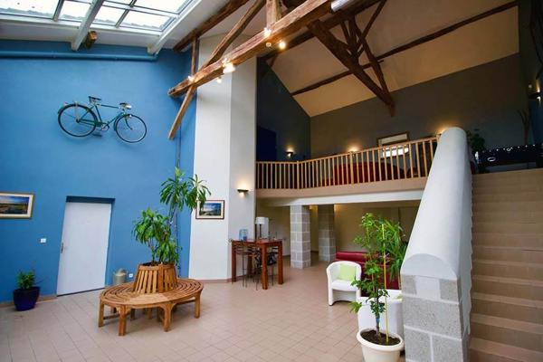 Fonds de commerce Availles Limouzine 34 pièce(s) 1270 m2 Availles limouzine