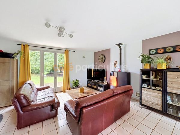 Vente
                Maison138 m² - 6 Pièces -
                    GRAND BOURGTHEROULDE (27520)