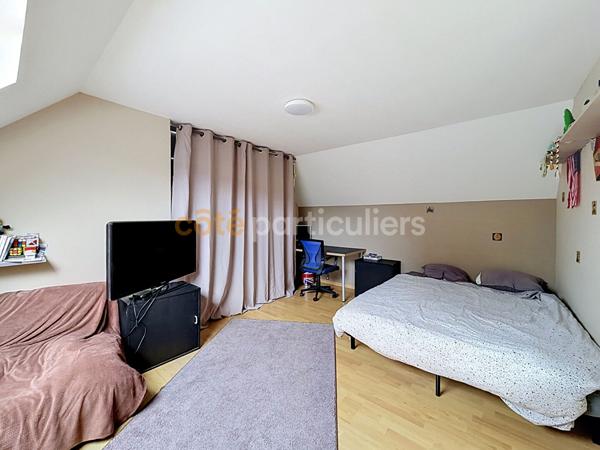 Vente
                Maison138 m² - 6 Pièces -
                    GRAND BOURGTHEROULDE (27520)