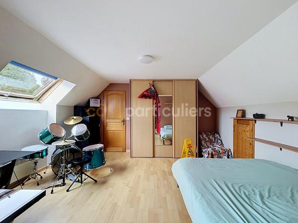 Vente
                Maison138 m² - 6 Pièces -
                    GRAND BOURGTHEROULDE (27520)