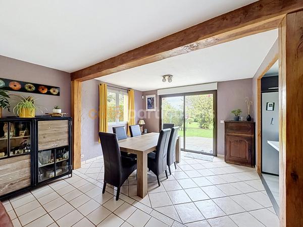 Vente
                Maison138 m² - 6 Pièces -
                    GRAND BOURGTHEROULDE (27520)