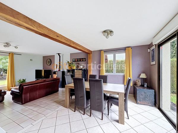 Vente
                Maison138 m² - 6 Pièces -
                    GRAND BOURGTHEROULDE (27520)