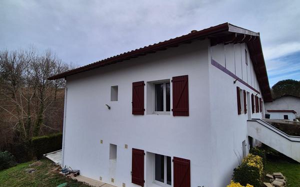 Maison à vendre    7 pièces • 232 m2 Urcuit