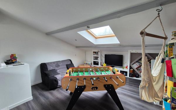 Maison à vendre    7 pièces • 232 m2 Urcuit