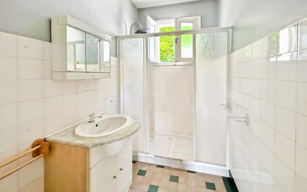 Maison à vendre    6 pièces • 141,23 m2 Périgueux