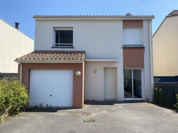 SAINT SEBASTIEN SUR LOIRE - Maison individuelle avec jardin