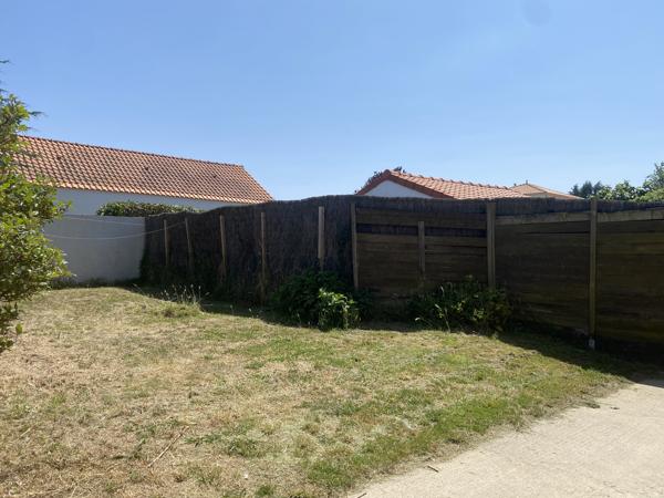 SAINT SEBASTIEN SUR LOIRE - Maison individuelle avec jardin