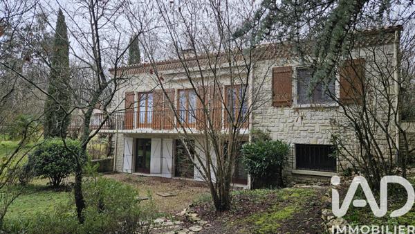 Immeuble à vendre 440 m² Dirac