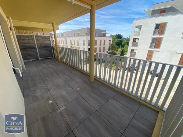 Appartement à louer 2 pièces Solliès-Pont (83210)