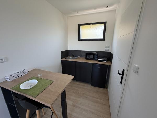 A louer - Studio meublé - Secteur Angers Baumette