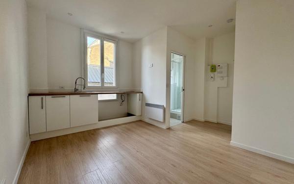 Appartement à vendre    1 pièce • 16 m2 Bagnolet
