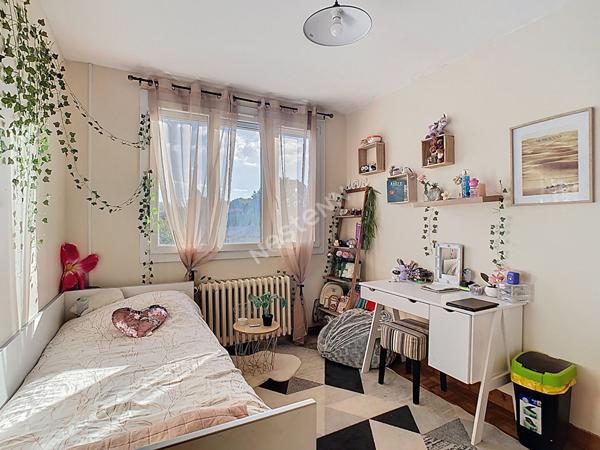 Maison 4 pièce(s) 96 m2