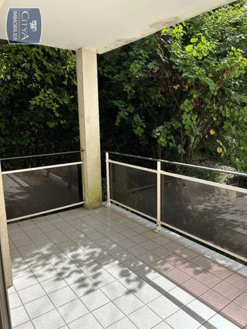 Appartement à vendre 4 pièces 70m² Saintes (17100)