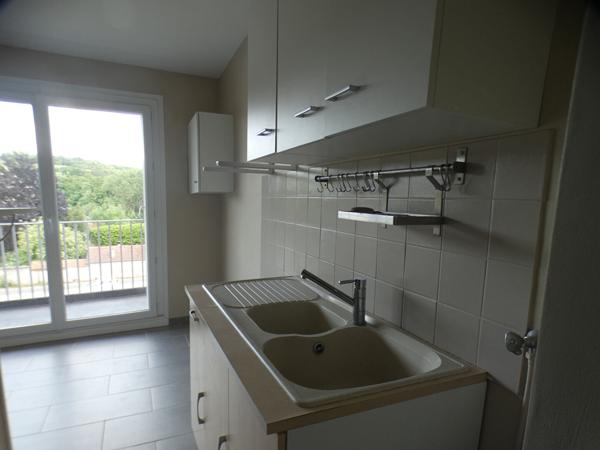 Studio 25.50 m² avec cave / parking / balcon - GRAVIGNY