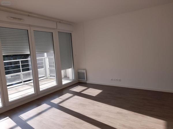 Appartement à louer à Rennes en Ille-et-Vilaine (35000), ref : 010/2245   
Patton