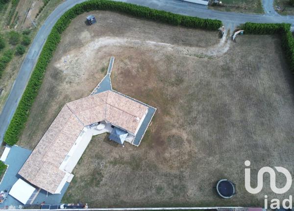 Maison à vendre 5 pièces 145 m² Fontenay-le-Comte