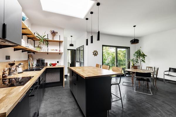 MAISON DE CARACTÈRE , JARDIN, GARAGE , Lille