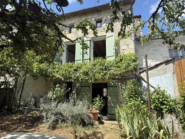 Saint-Maurin (47270) SAINT MAURIN Maison de village avec petit jardin et garage non attenant