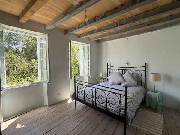 Saint-Maurin (47270) SAINT MAURIN Maison de village avec petit jardin et garage non attenant