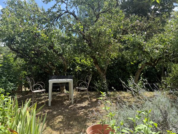 Saint-Maurin (47270) SAINT MAURIN Maison de village avec petit jardin et garage non attenant