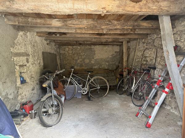 Saint-Maurin (47270) SAINT MAURIN Maison de village avec petit jardin et garage non attenant