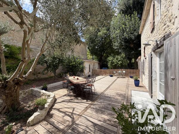 Maison à vendre 6 pièces 180 m² Aigrefeuille-d'Aunis
