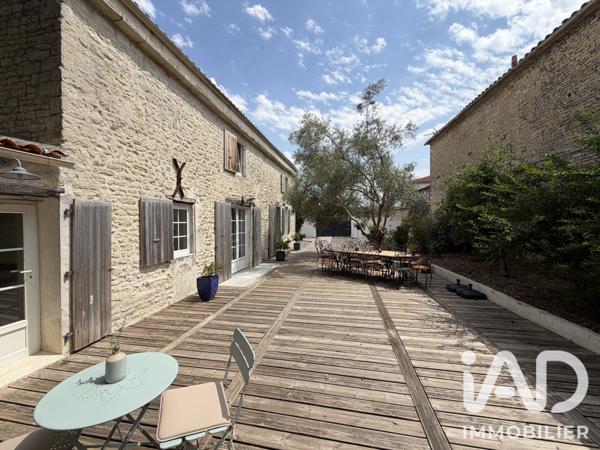 Maison à vendre 6 pièces 180 m² Aigrefeuille-d'Aunis