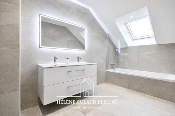 MAISON CONTEMPORAINE - 133 m² - MEUCON