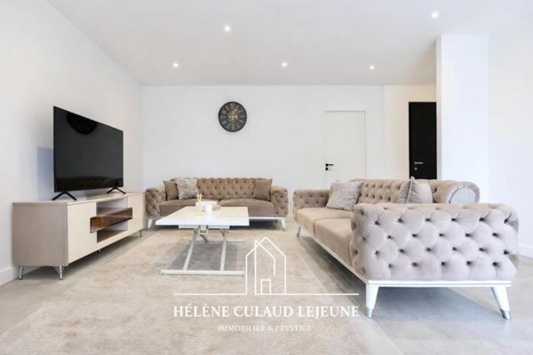 MAISON CONTEMPORAINE - 133 m² - MEUCON