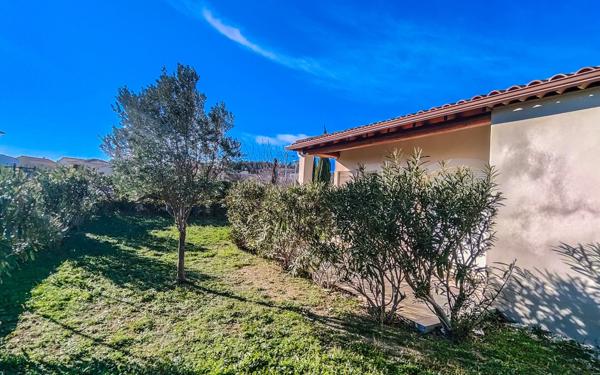 Maison à louer    4 pièces •  Rochefort-du-Gard