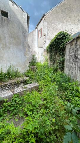 Maison à rénover 4 pièces 100 m2 Centre POUILLY SUR LOIRE (58) proche LA CHARITE SUR LOIRE , NEVERS, COSNES COURS SUR LOIRE