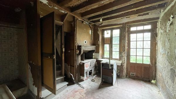 Maison à rénover 4 pièces 100 m2 Centre POUILLY SUR LOIRE (58) proche LA CHARITE SUR LOIRE , NEVERS, COSNES COURS SUR LOIRE
