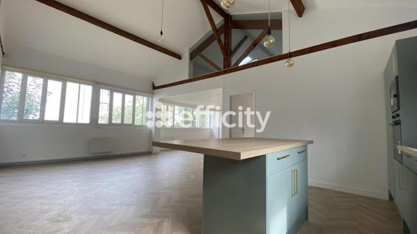Appartement
         4 pièces
        - 160 m² Exclusivité 690 000 € *