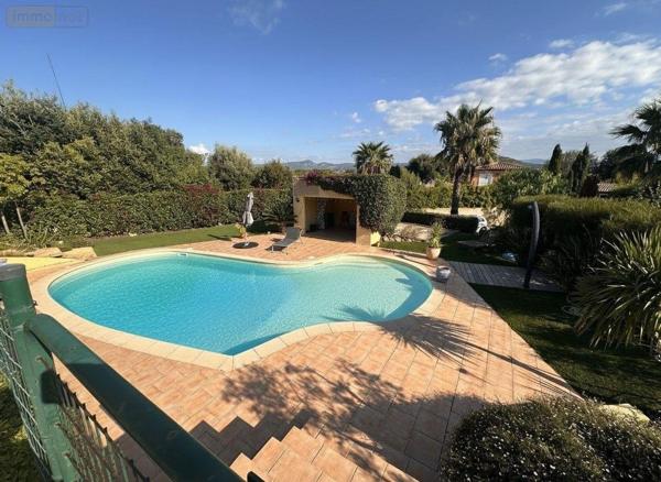 Villa à vendre à Six-Fours-les-Plages dans le Var (83140), ref : 14517/536   
LE BRUSC
