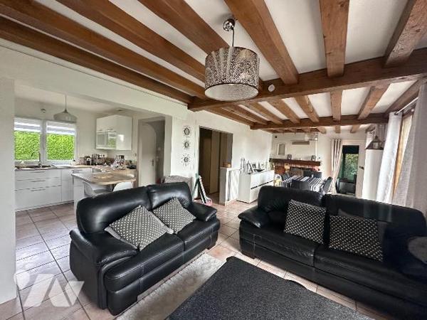 Pavillon avec extension sur sous-sol total, à LES-AUTHIEUX-SUR-LE-PORT-SAINT-OUEN (76520), d'un...