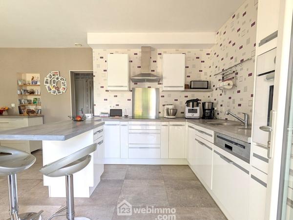 Maison 82 m² à Corné 49630