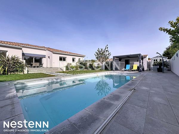 Superbe villa de plain-pied à Canet 5 pièce(s) 132 m2 edifier sur 820m²