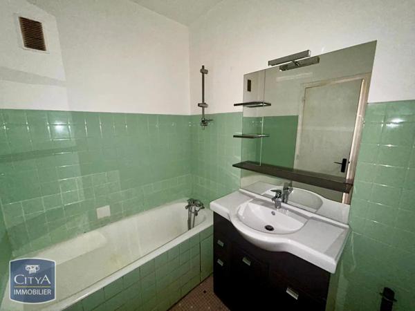 Appartement à louer 2 pièces 46.08m² Le Mans (72000)