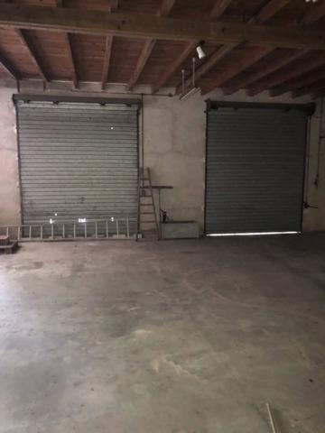 HANGAR de 500 m2 A VENDRE