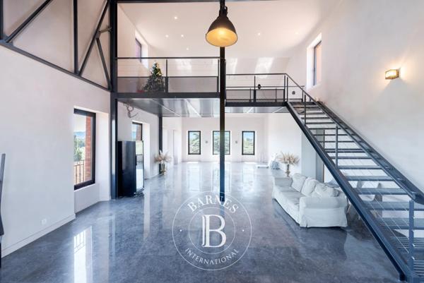 Le Luc, Propriété 15 Chambres -  1 632 m² à vendre