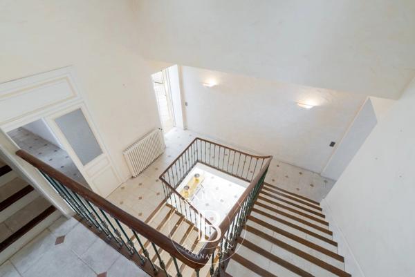 Le Luc, Propriété 15 Chambres -  1 632 m² à vendre