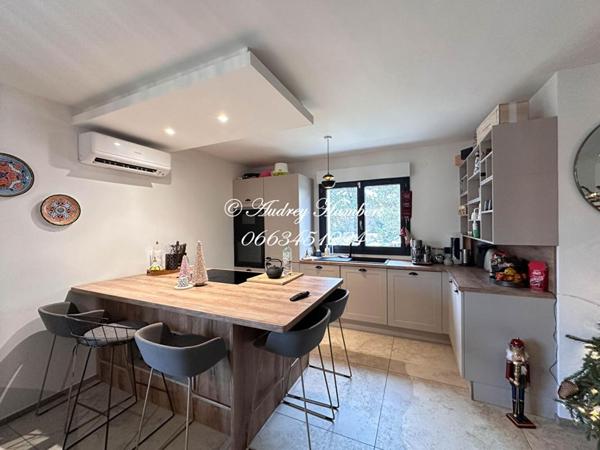 MANOSQUE, Appartement de standing, T4, 88 m² avec TERRASSE, JARDIN et PARKINGS PRIVATIFS