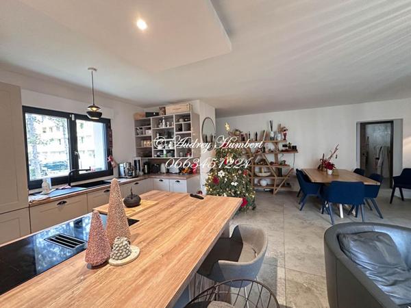 MANOSQUE, Appartement de standing, T4, 88 m² avec TERRASSE, JARDIN et PARKINGS PRIVATIFS