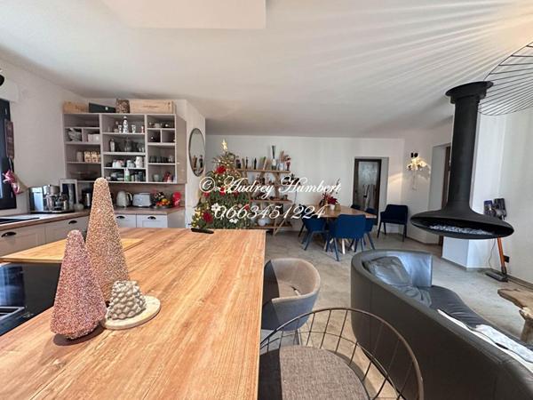 MANOSQUE, Appartement de standing, T4, 88 m² avec TERRASSE, JARDIN et PARKINGS PRIVATIFS