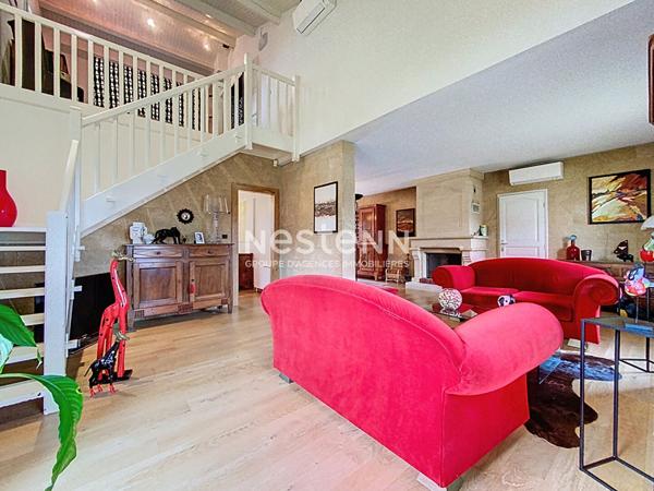 À VENDRE - CUGNAUX - Villa d'architecte de 7 pièces avec Piscine, pool house et 2 grands garages